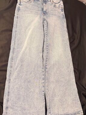 Light Wash Generation Jeans - Wide Leg